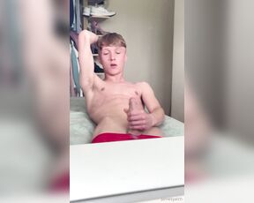 James Yalch aka jamesyalch OnlyFans - Was gonna livestream today but it was pretty quiet Thought Id make a video for you