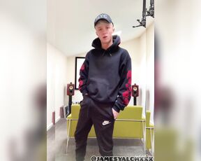 James Yalch aka jamesyalch OnlyFans - Hot lil clip for you all Haven’t cum in 4 days Will post the cum