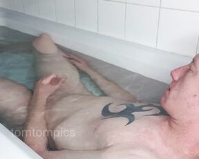 Tomtompics aka tomtompics OnlyFans - Bathtime Watch me relaxing in the bath, showing you my hard uncut dick and playing with