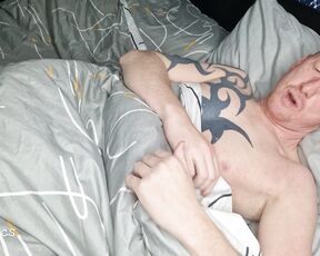 Tomtompics aka tomtompics OnlyFans - Morning, how about a quick wank and cum vid 221mins)