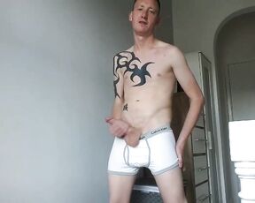 Tomtompics aka tomtompics OnlyFans - Good vid i made to show some boxers i was selling # underwear , cum 1055mins)