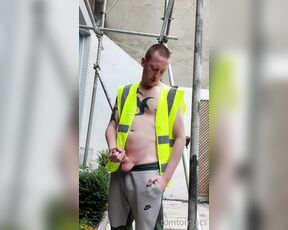 Tomtompics aka tomtompics OnlyFans - Hi Viz, Hard hat and cum Outdoors leaning against some scaffolding in my hard hat,