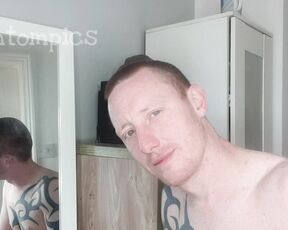 Tomtompics aka tomtompics OnlyFans - Shaving my own head Was asked if i could make this one by a fan