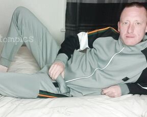 Tomtompics aka tomtompics OnlyFans - Grey trackies and a hard cock always make a great combination Usually ends with me cumming over