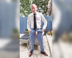 Tomtompics aka tomtompics OnlyFans - Last one for now in the my shirt and tie, outdoors and vaping no cumshot, just