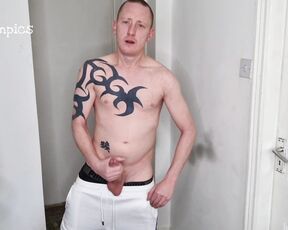 Tomtompics aka tomtompics OnlyFans - White trackies, new black briefs and cum 936mins)