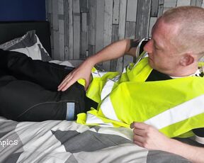 Tomtompics aka tomtompics OnlyFans - The hi viz is back on again, along with the baby oil, my hard dick and