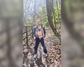 Tomtompics aka tomtompics OnlyFans - If you go down to the woods today 443mins)