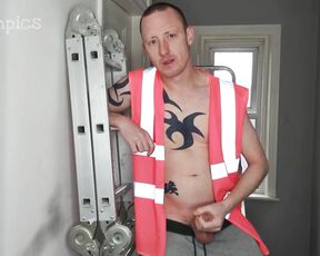 Tomtompics aka tomtompics OnlyFans - I know you all like a hi viz and you definitely all love cum 547mins)