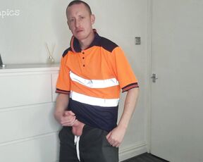 Tomtompics aka tomtompics OnlyFans - Got this hi vis polo shirt bought for me by a fan Heres a vid