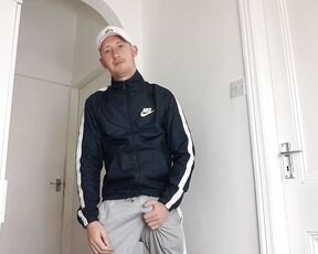 Tomtompics aka tomtompics OnlyFans - I know alot of you like this blue nylon trackie top, and the grey joggers