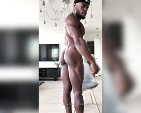 Daniel Shoneye aka danielshoneye OnlyFans - Made this 3 min video today for all you muscle, cock & ass worshippers! Which