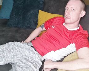 Tomtompics aka tomtompics OnlyFans - How ive spent my evening, sat back on the settee, playing with my dick 501mins)