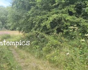 Tomtompics aka tomtompics OnlyFans - A vid i filmed while out walking, found a nice spot and got a little horny