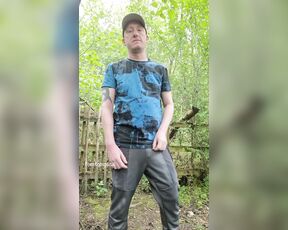 Tomtompics aka tomtompics OnlyFans - Outdoor in the woods playing with myself, would you like to join me 741mins)