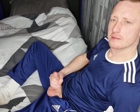 Tomtompics aka tomtompics OnlyFans - More of me in Adidas trackies, sat back and shooting my spunk 629mins)