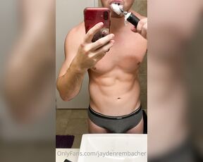 Juicy James aka mrjuicyjames OnlyFans - Who would of thought brushing your teeth could look so sexual