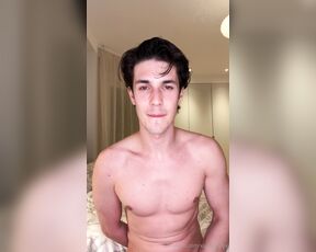 Xanderboyx aka xanderboyx OnlyFans - You hear that