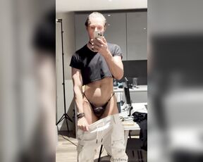 Ararity aka ararity - 04-09-2024 OnlyFans Video - My Dominatrix friend said I somehow managed to look like both Barbie and Ken in this