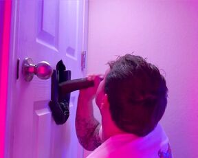 Jwilds aka jwildxxx - 07-13-2025 OnlyFans Video - Gloryhole BJLike if you think you could suck it better