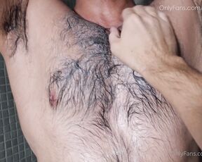 WorldStudZ aka worldstudz - 12-03-2023 OnlyFans Video - Hairy daddy Tauro in the shower Tauro 43 y