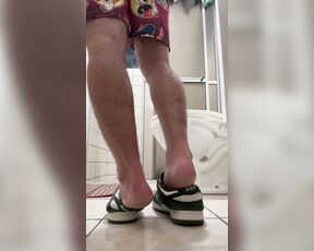 Pezudo aka pezudo43 - 01-22-2024 OnlyFans Video - Do you prefer in sneakers, socks or barefeet_bqez