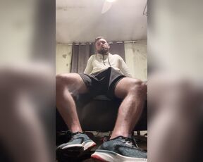 Pezudo aka pezudo43 - 08-08-2024 OnlyFans Video - Quando chego em casa sem cueca ele fica assim When I come home without underwear he