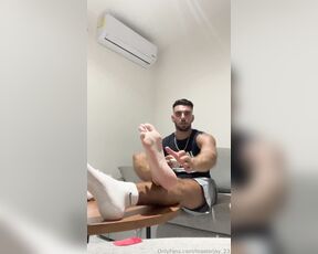 Master jay aka masterjay_23 - 07-04-2025 OnlyFans Video - What a pleasure you have to be able to worship my sweat soaked trainers, socks and