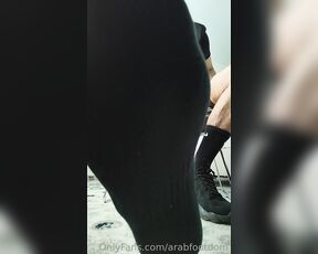 ArabFootDom aka arabfootdom - 07-17-2023 OnlyFans Video - Making your Monday more bearable