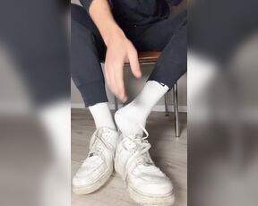 ArabFootDom aka arabfootdom - 11-15-2023 OnlyFans Video - Put your headphones in boy, let me take over your mind  asmr footmaster malefeet findom