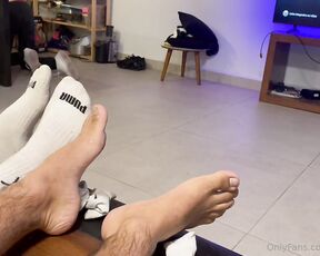 Joao Vitor aka findomjoao - 05-15-2025 OnlyFans Video - Have you ever imagined yourself being our little girl_s7bj