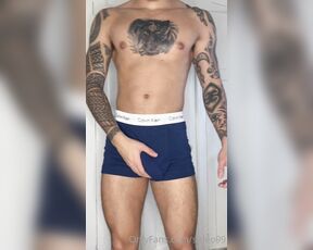 KingLeo aka sirleo99 OnlyFans - Big bulge and cock