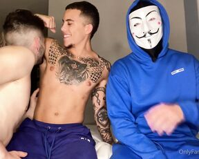 KingLeo aka sirleo99 OnlyFans - My big bro Maxy came to have some fun with my and our sub boy