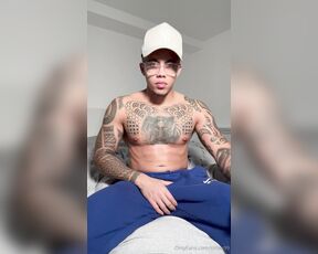 KingLeo aka sirleo99 OnlyFans - Was so horny I just been chillin at home all day Had to record this play