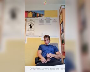 Dagobert1994 aka dagobert1994 OnlyFans - Work at work who wanna help