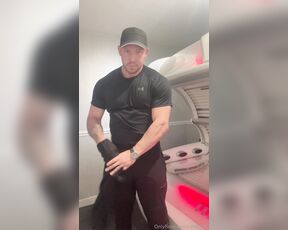 RYDA_86 aka ryda_86 - 02-12-2025 OnlyFans Video - Who wants to lick my sweaty pits after my sunbed