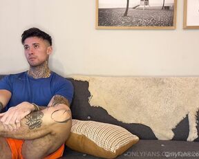 Caroficialok aka caroficialok - 05-04-2024 OnlyFans Video - Entertaining my brother in law  FULL VIDEO BY DM