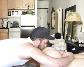 Daddy Kylex aka daddykylex - 09-27-2024 OnlyFans Video - I had cakebyrice over a few weeks ago _ and when his pants came off _