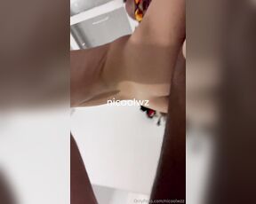 Nicoolwzz aka nicoolwzz - 09-14-2025 OnlyFans Video - suckin the 27cm boy