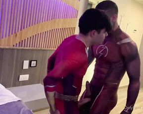 PinkieMike aka pinkiemike OnlyFans - Shazam and Flash sharing holes @enmanueljose