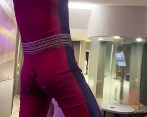 PinkieMike aka pinkiemike OnlyFans - Shazam and Flash sharing holes @enmanueljose