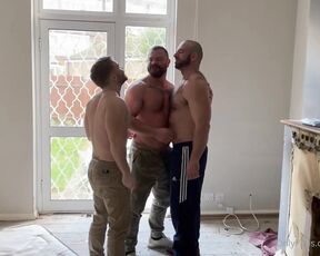 Bull Barrett aka bullbarrett OnlyFans - First video from a fucking hot afternoon with @gabrielcross and @essexspunkxxx More to come this week!!