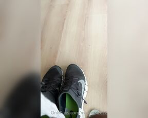 Master Size 22 aka mastersize22 OnlyFans - My slave having fun with my shoes and flip flop!