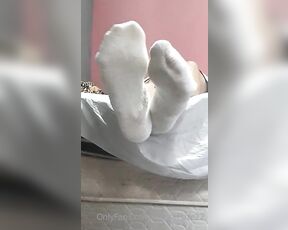 Master Size 22 aka mastersize22 OnlyFans - Can you imagine these smelly socks in your nose!