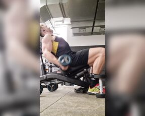 Sam Steiner aka samsteinerxxx OnlyFans - The trick to huge biceps isnt heavy weights