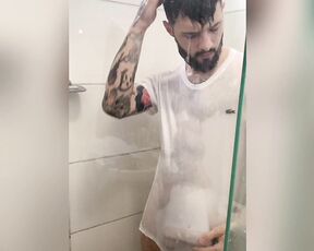 Igor Lucios aka igorlucios OnlyFans - Shower time shower