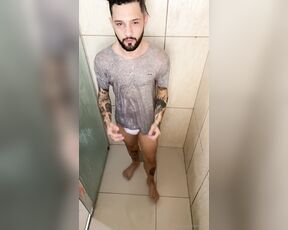 Igor Lucios aka igorlucios OnlyFans - Take this HOT shower with