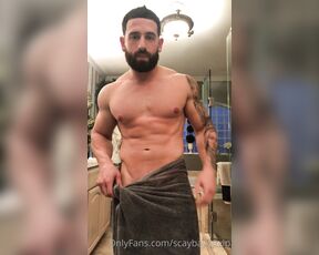 King Tommy aka kingtommyyyy OnlyFans - Too bad you weren’t here for when I dropped the towel