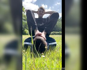 Nathjs98 aka nathjs98 OnlyFans - Nothing better than using a sub as a bench and smothering their face with my size