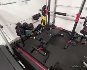 Pierce Paris aka pierceparisxxx OnlyFans - My garage gym tour